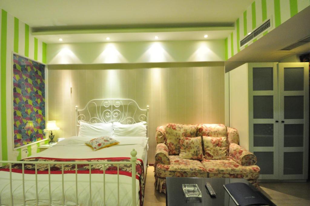 Liting Hotel Чънду Стая снимка